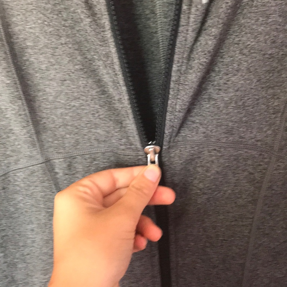 Running zip up - Picture 4 of 6
